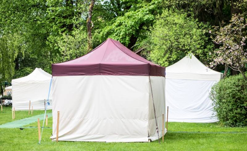 Namiot ekspresowy - photo